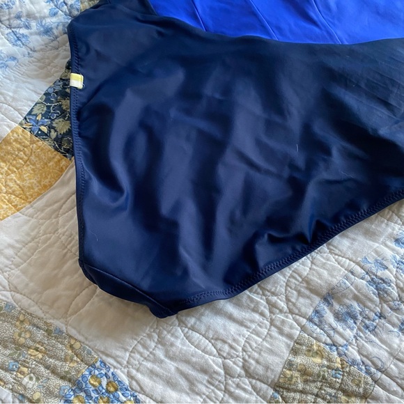 Summersalt Sidestroke One Piece - Size 8 - Picture 8 of 8